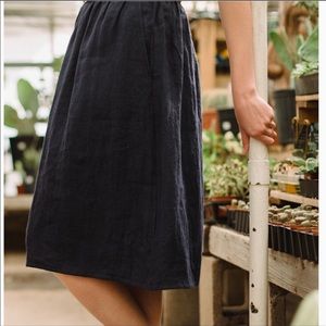 Pyne & Smith Navy skirt small